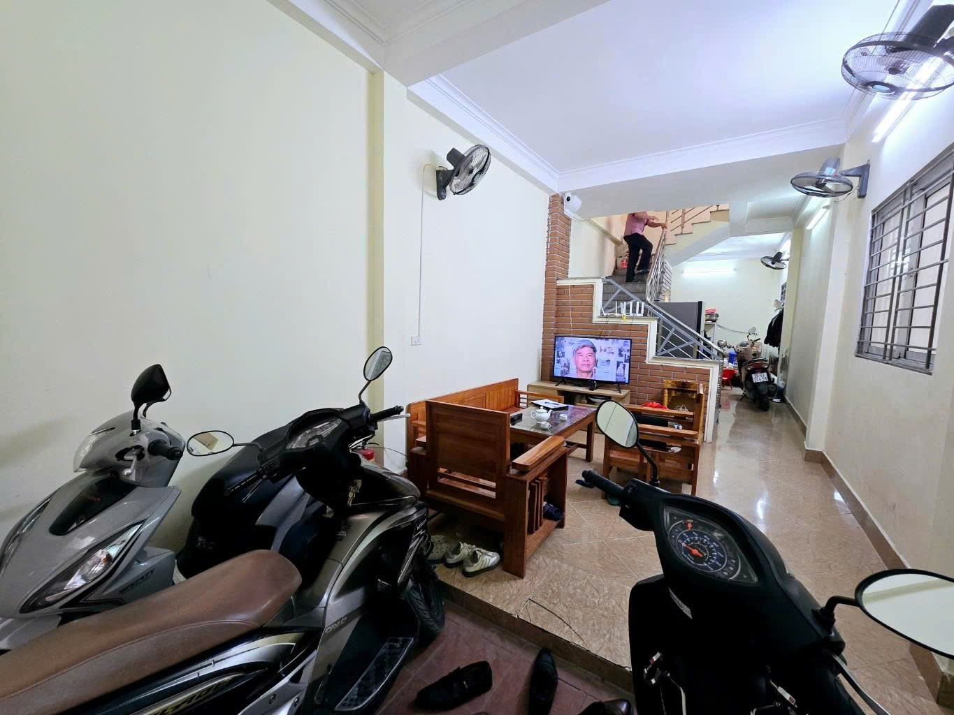 Bán Nhà Nguyễn Đức Cảnh 36m 6 Tầng. 6 PHÒNG KHÉP KÍN - ĐẦU TƯ DÒNG TIỀN ỔN ĐỊNH Chỉ 5.6 Tỷ